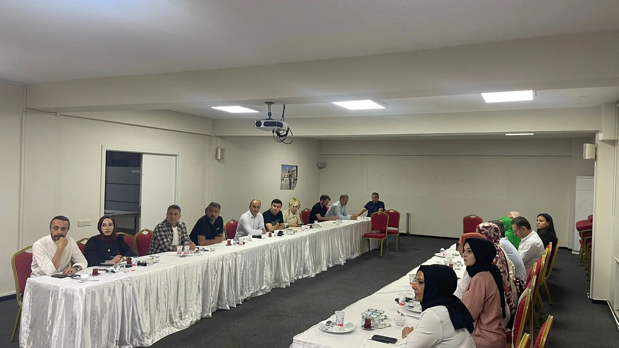 Fatih’te Tanıtım ve Medya 2. Bölge Aylık İstişare Toplantısı gerçekleştirildi