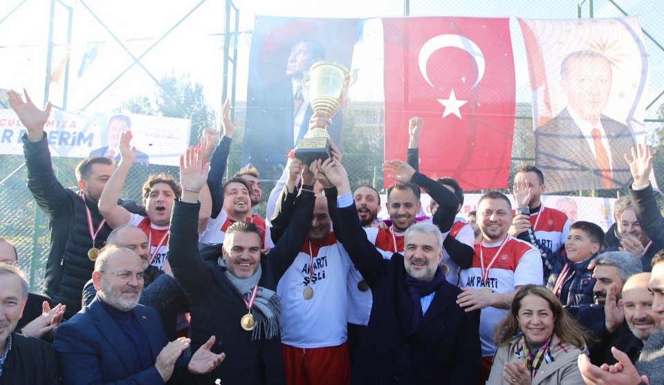 AK Parti İstanbul Futbol Turnuvası Şampiyonu Şişli Oldu