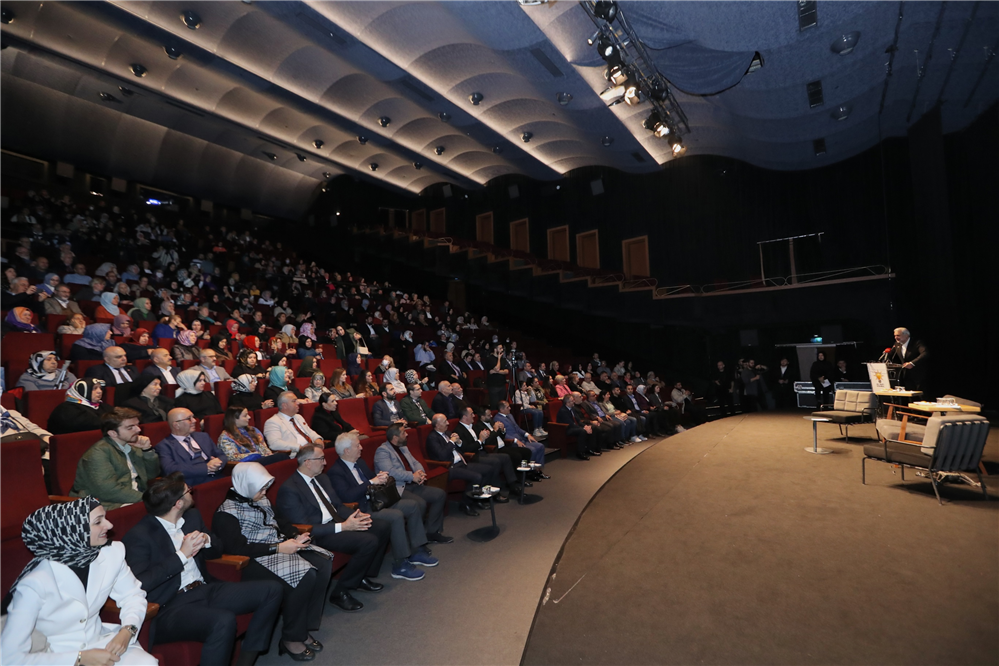 'Şehir İnsandan, İnsan Şehirden Bağımsız Olamaz''