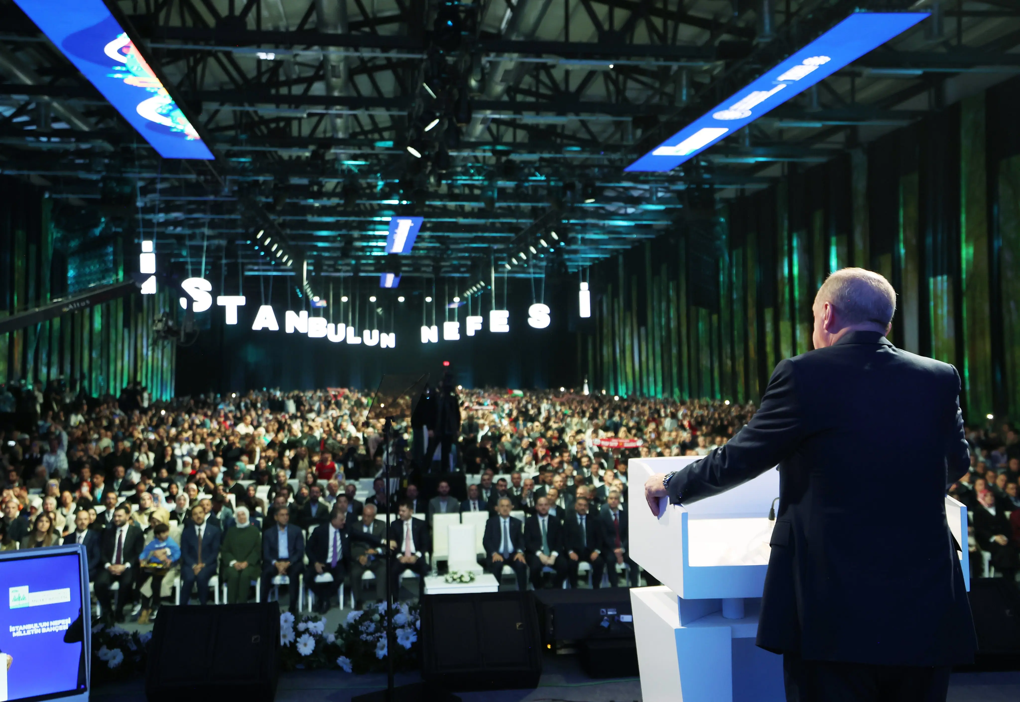 “86 milyonun her bir ferdini, her alanda birinci sınıf hizmetlerle buluşturmanın gayretindeyiz”