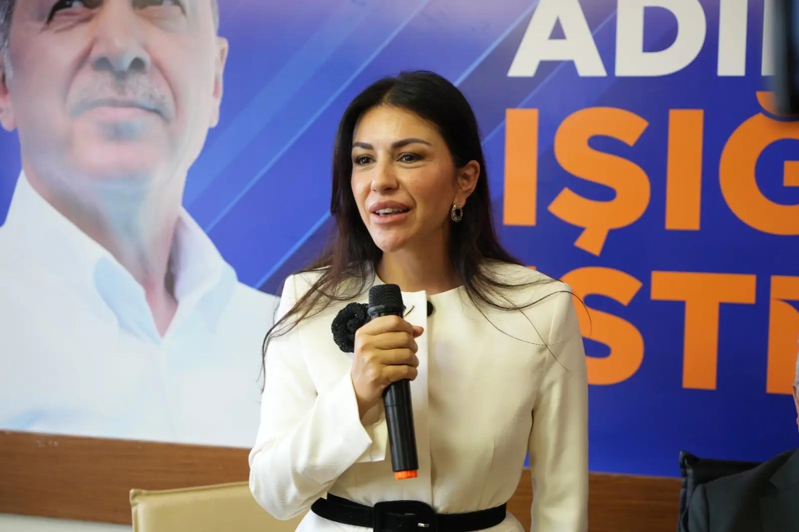 Milletvekillerimiz Bakırköy’de sahaya indi