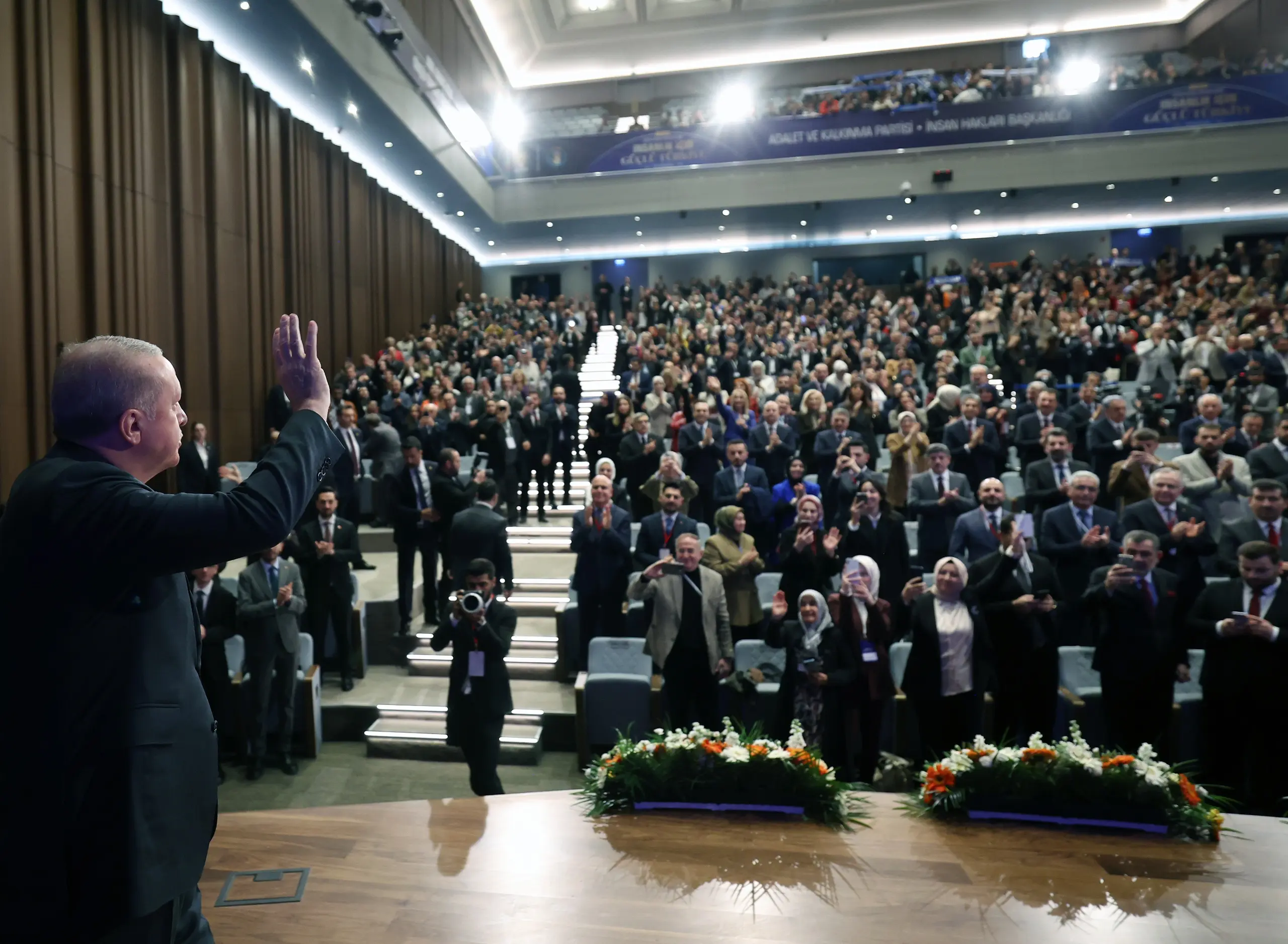 “Tarihimizde insan hakları konusunda mahcubiyet duyacağımız hiçbir leke yoktur”