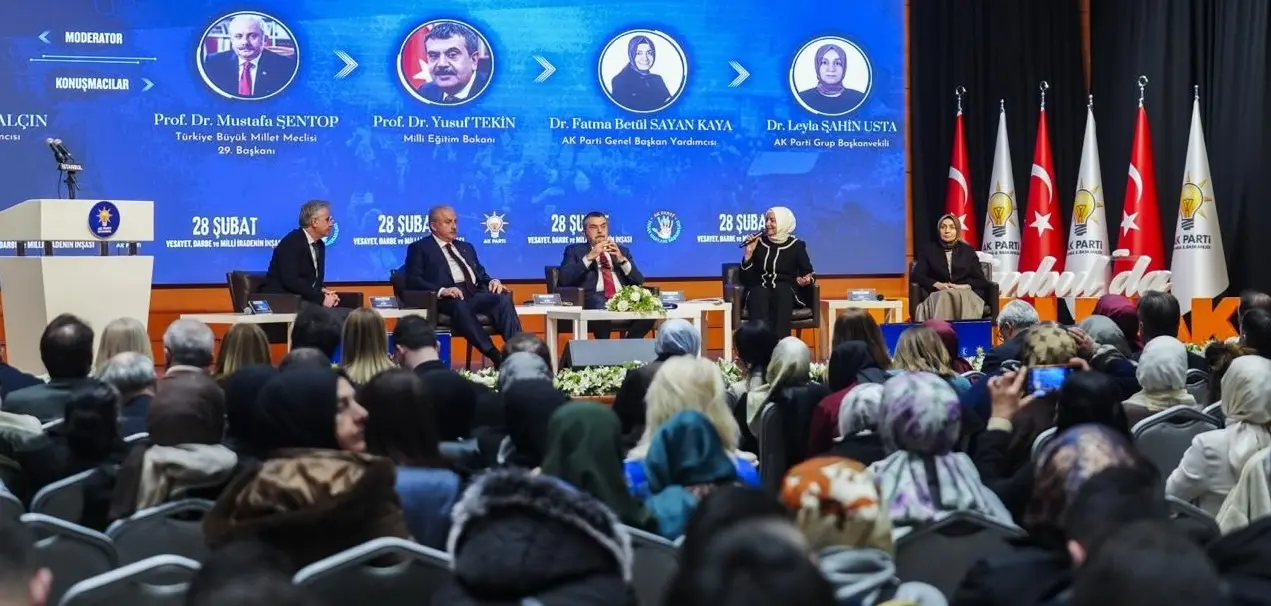 ‘28 Şubat: Vesayet, Darbe ve Milli İradenin İnşası’ paneli düzenlendi