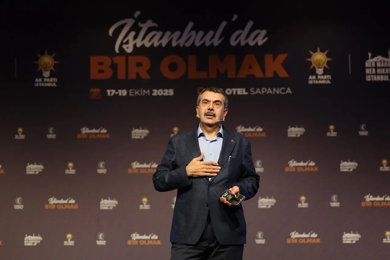 Sayın Cumhurbaşkanımızdan İstanbul teşkilatımıza tebrik mesajı