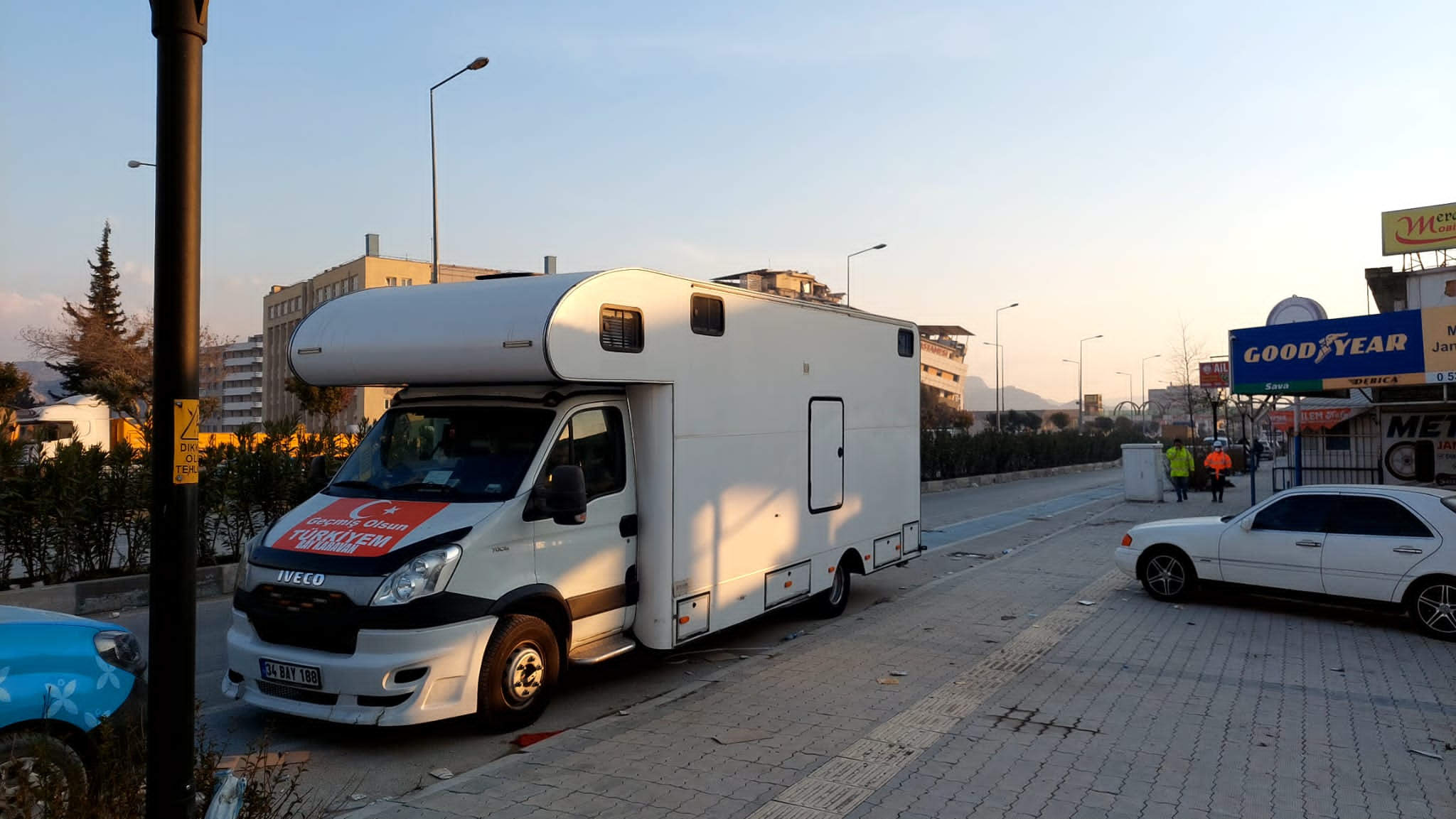 Bahçelievler Belediyesi Hatay'da 30 Bin Kişilik Seyyar Mutfak ve Aşevi Kuracak