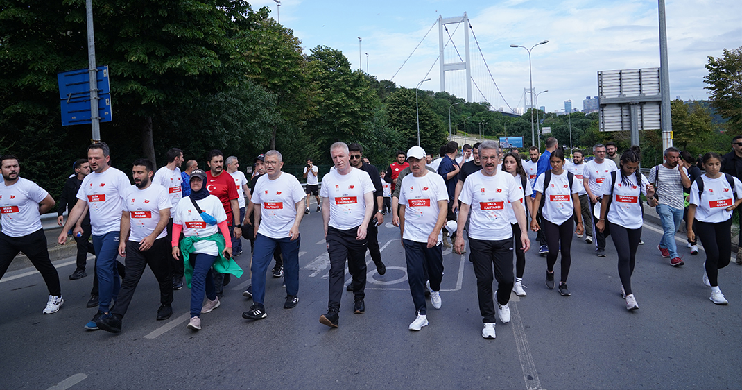 Üsküdar’da Düzenlenen "Vatan Koşusu" İle 15 Temmuz Şehitleri Anıldı