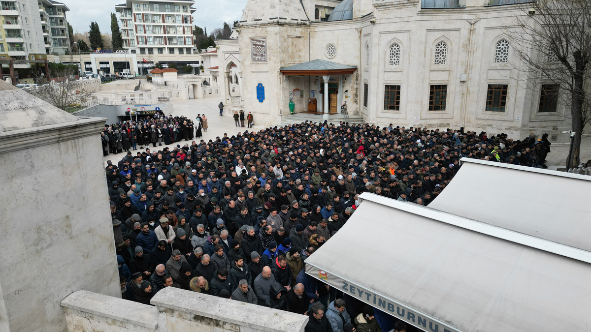 Deprem Şehidi Mehmet Camlı Ebedi Yolculuğuna Uğurlandı