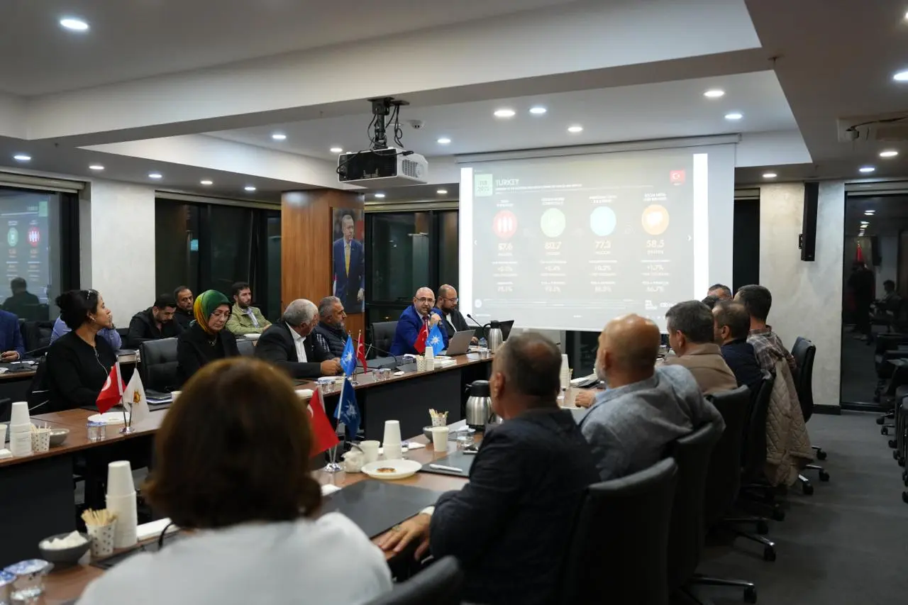 Teşkilatlarımıza yönelik sosyal medya eğitimlerimiz devam ediyor