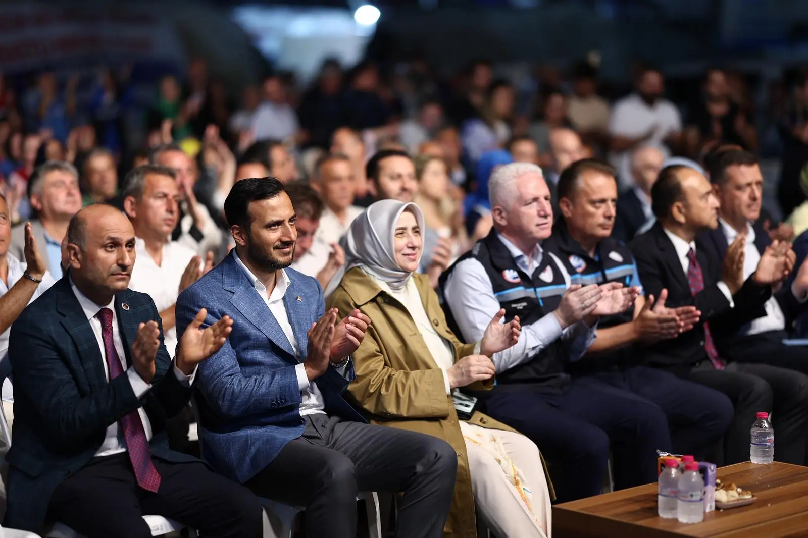 "İçinde bulunduğumuz asrı, Türkiye Yüzyılı yapana kadar durmadan, dinlenmeden çalışacağız"