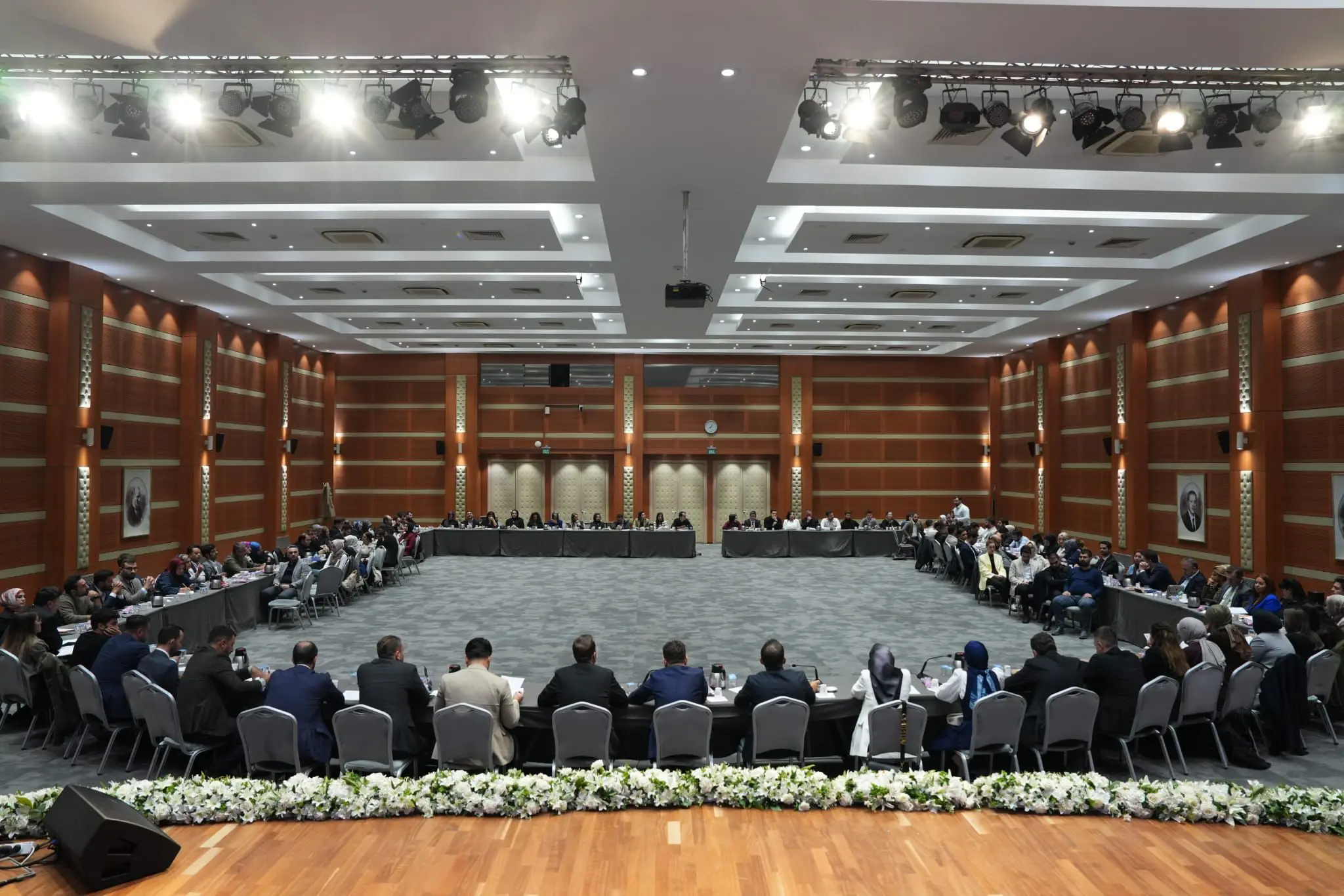 Üç kademe İlçe Seçim İşleri Birim Başkanları toplantısı gerçekleştirildi