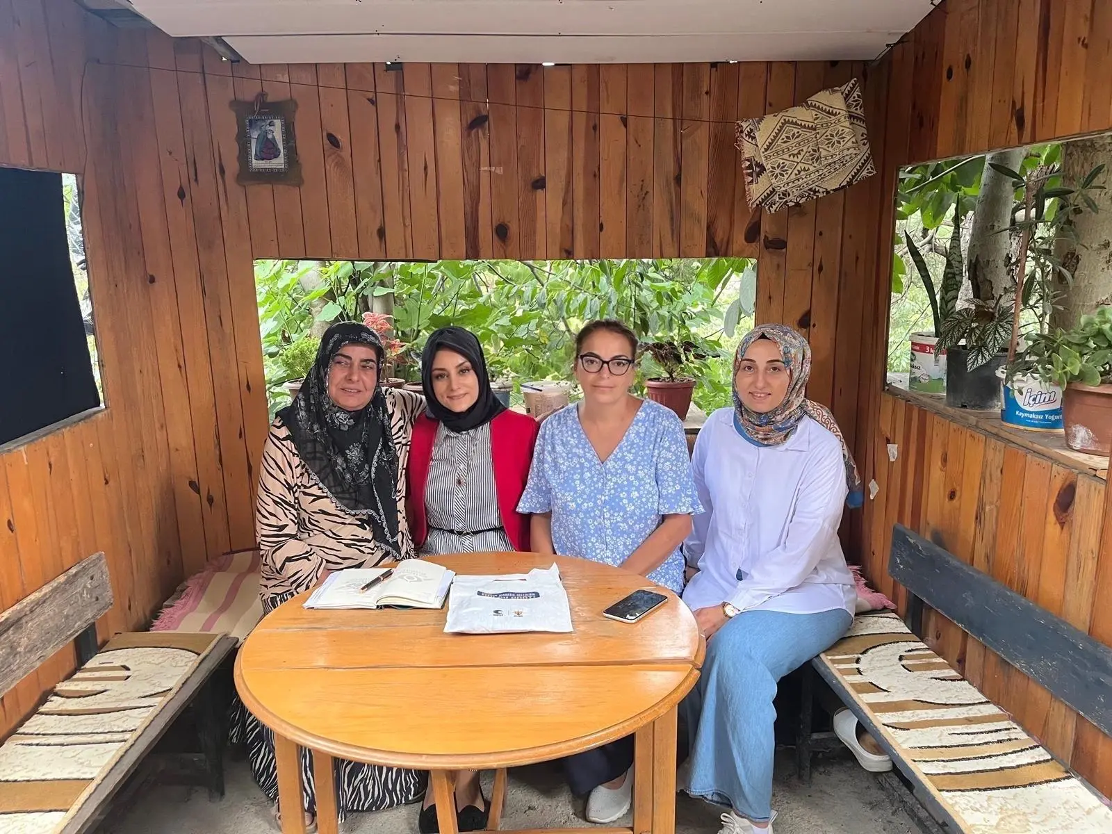 Aile ve Çocuk Komisyonumuzdan Aile Ziyaretleri