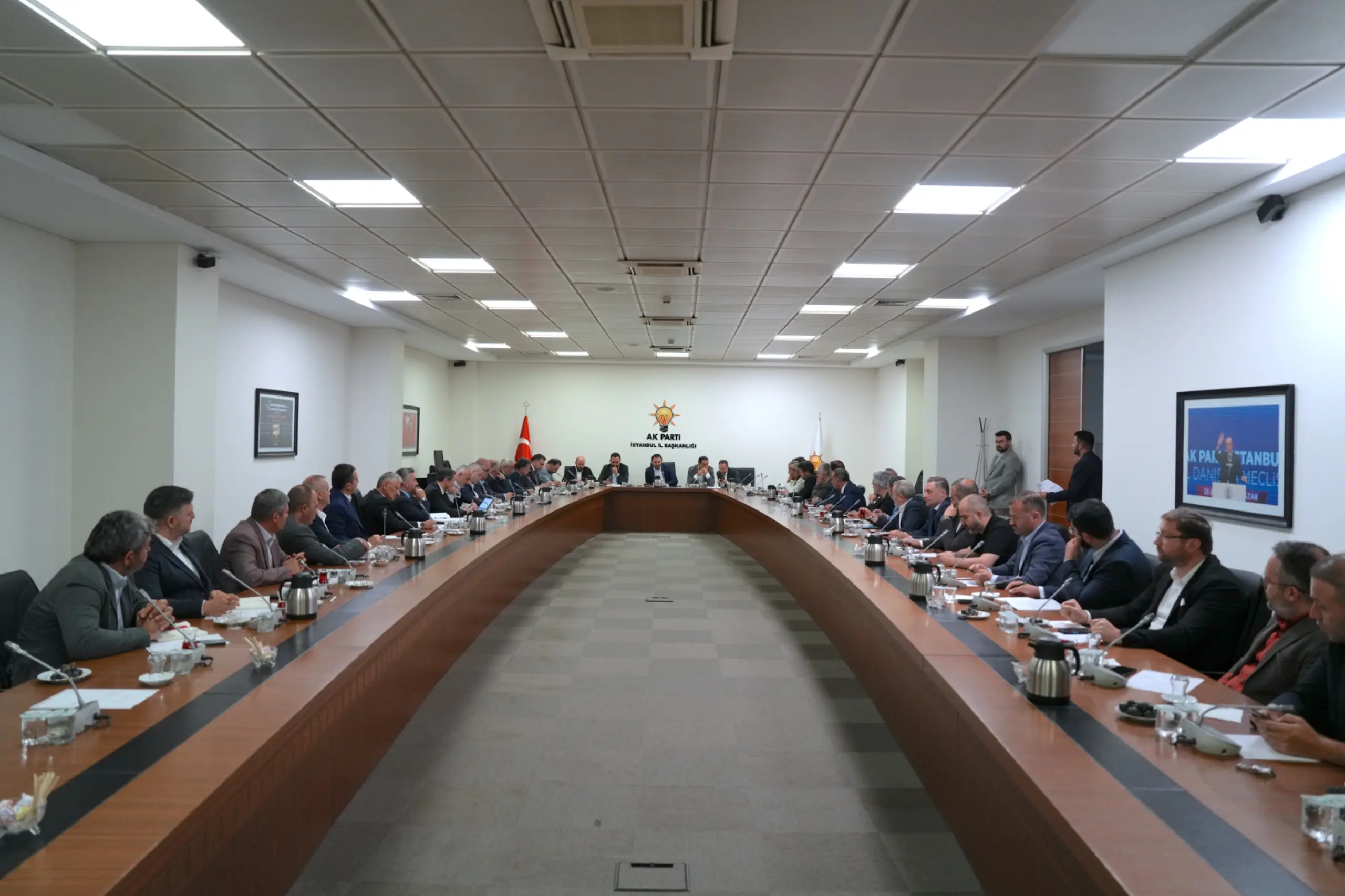 Çalışmalarımızı özveriyle sürdürüyoruz