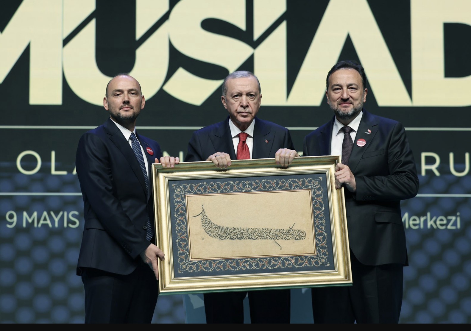 “Krizlere aldırmadan yol alıyoruz”
