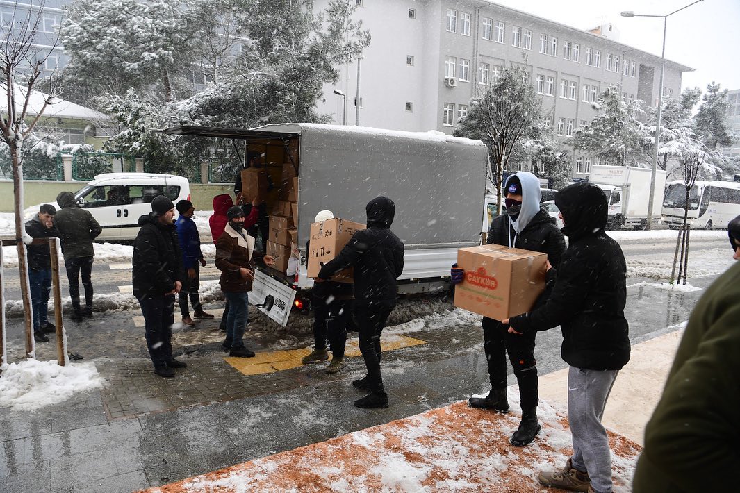 Deprem Bölgesi İçin Sancaktepe Tek Yürek