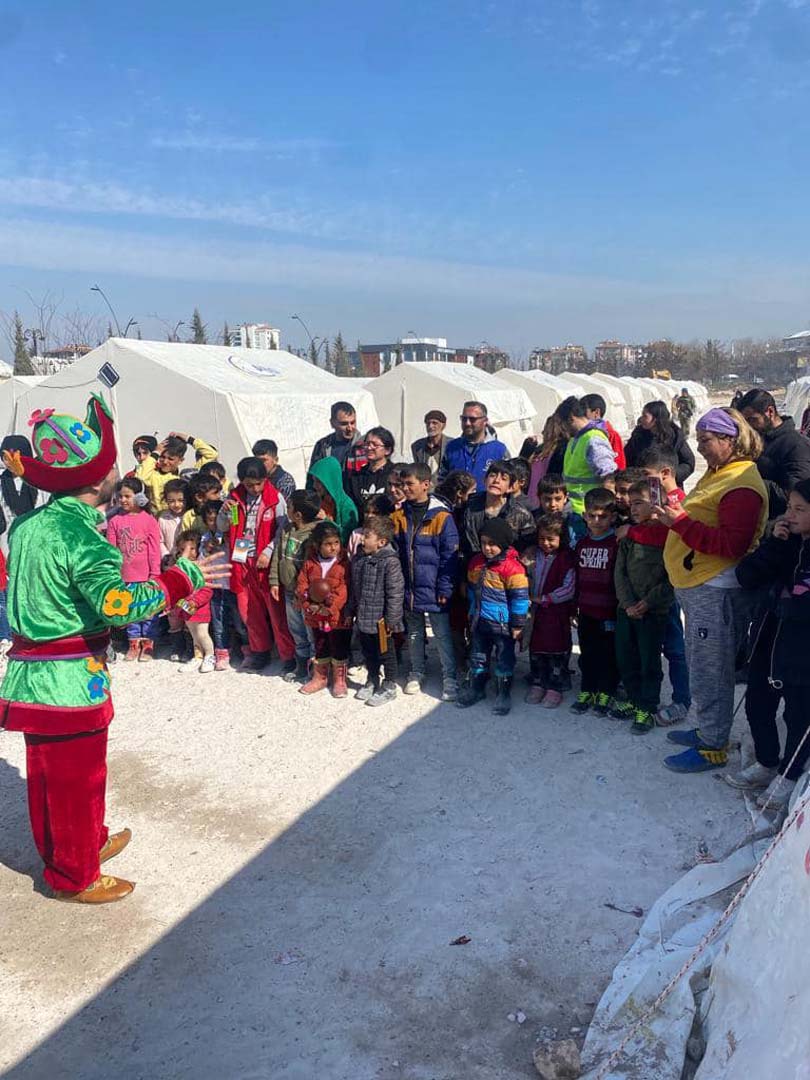 Afetzede Minikler ‘Moral’ Buldu