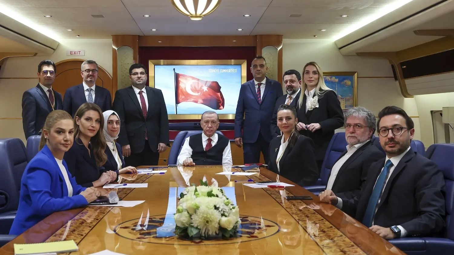 Cumhurbaşkanımız Erdoğan, Suudi Arabistan Dönüşü Uçakta Gazetecilerin Sorularını Yanıtladı