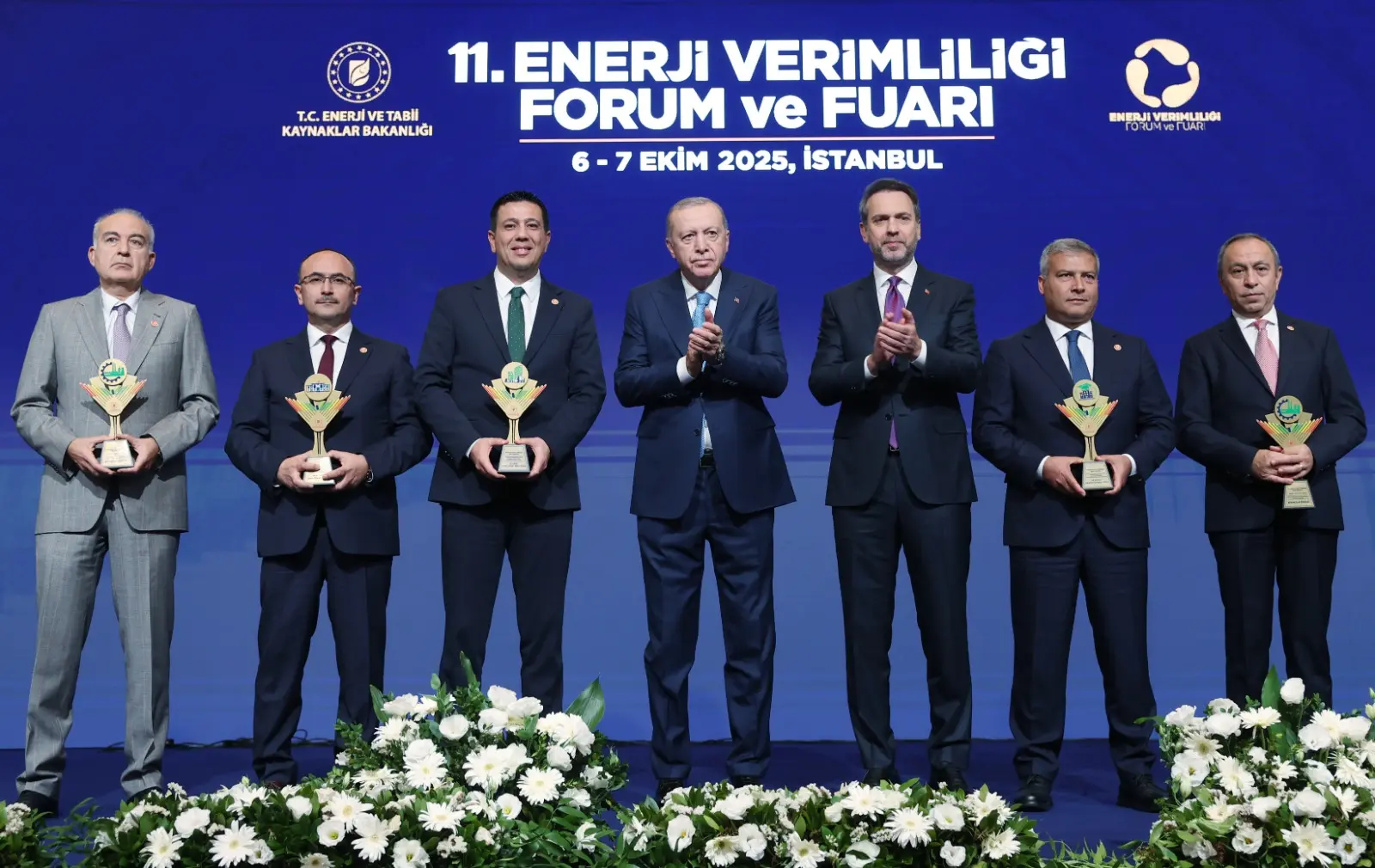 “Enerjide tam bağımsız Türkiye hedefimize ulaşana kadar durmadan, dinlenmeden koşturacağız”