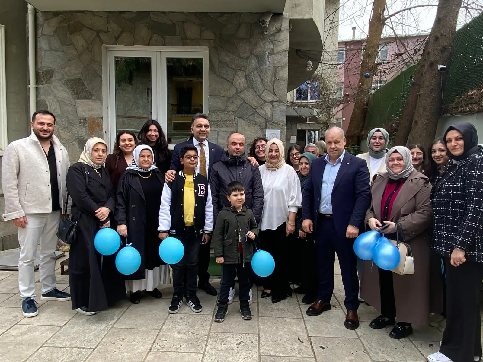 Dünya Otizm Farkındalık Günü’nde anlamlı etkinlikler