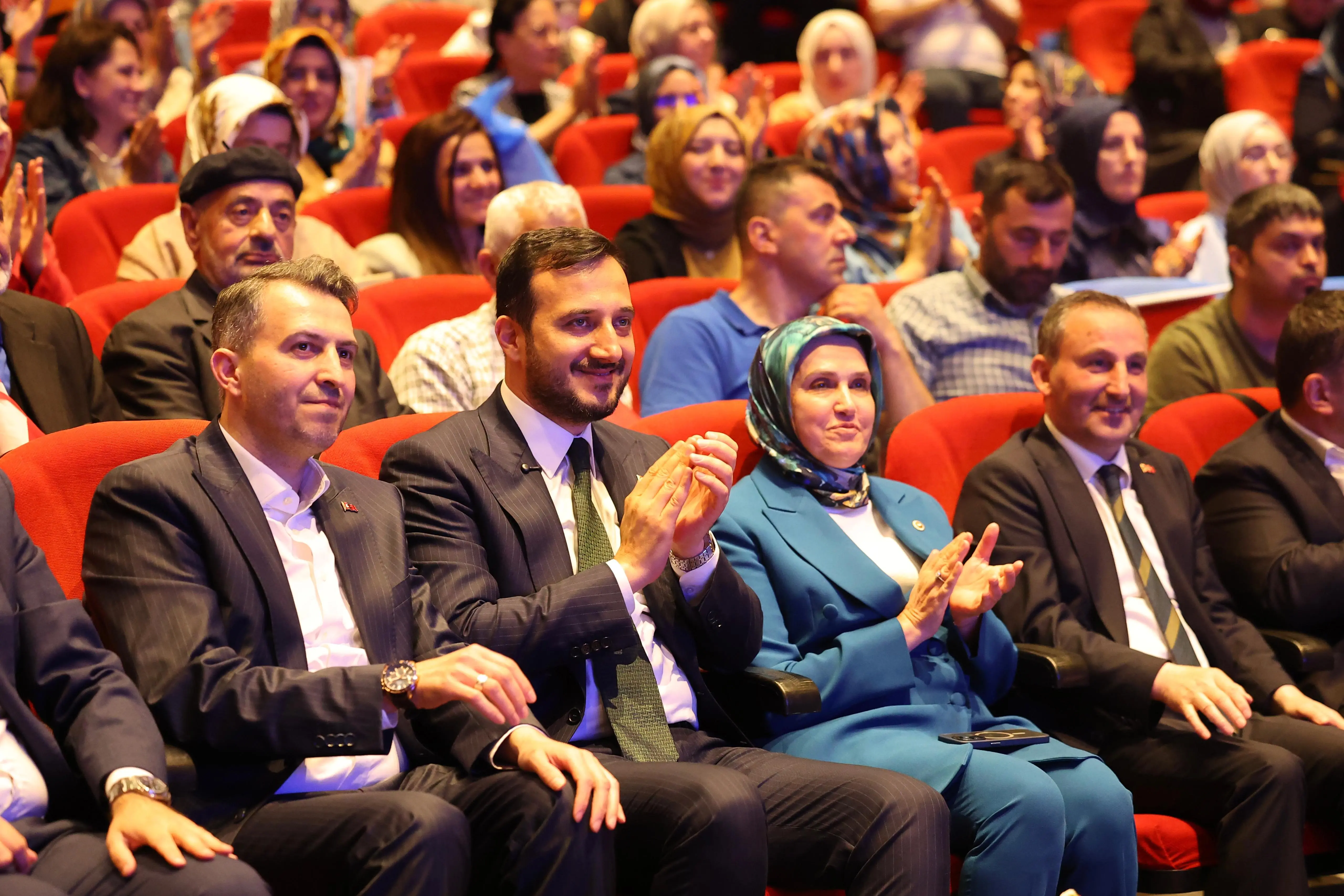 Sultanbeyli’de teşkilat gündemli Danışma Meclisi