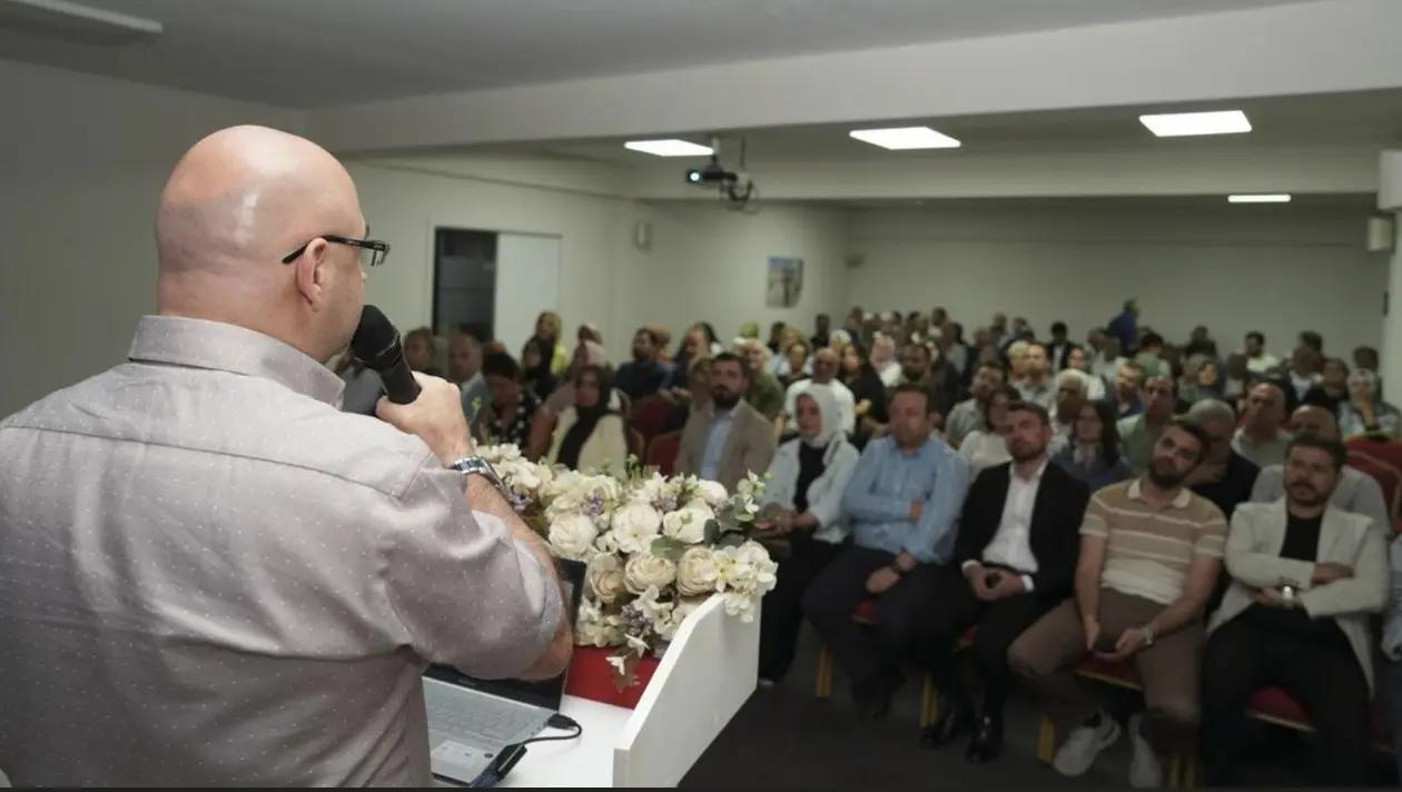 Sosyal medya eğitimlerimiz devam ediyor