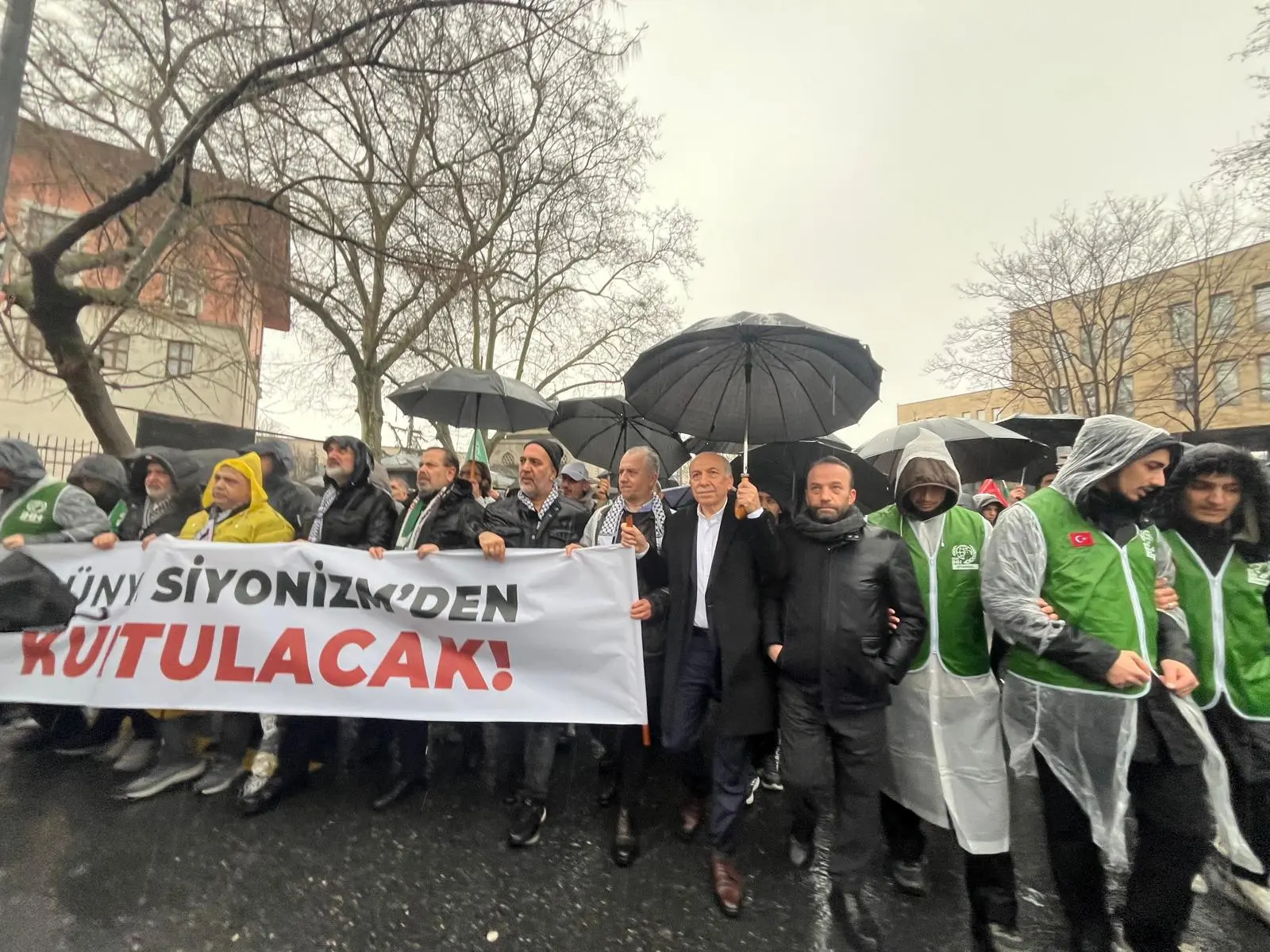 Filistin'e destek yürüyüşüne katıldık