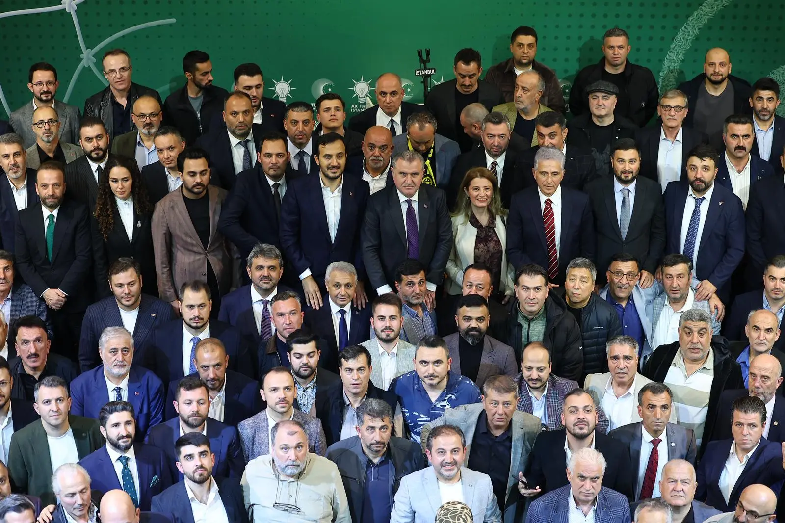 İstanbul’daki amatör kulüplere tesis müjdesi