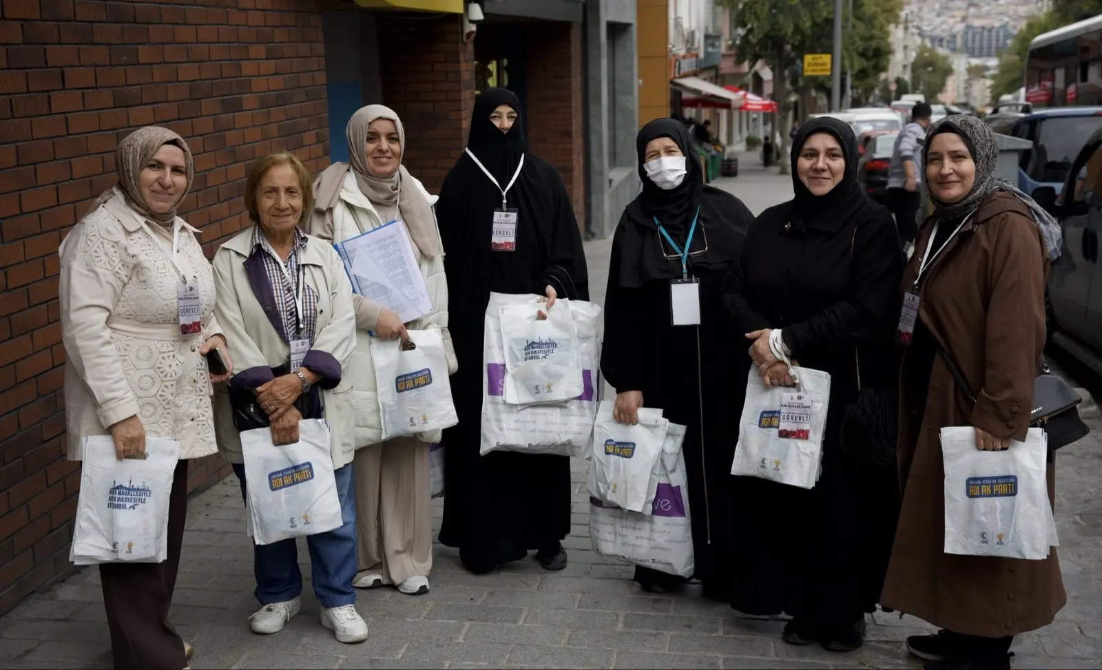 AK Kadınlardan 30 Bin Hanede Üye Çalışması