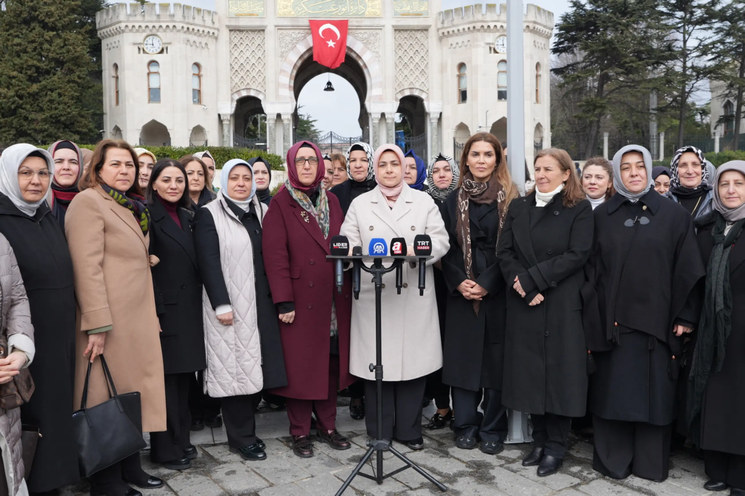 Kadın Kollarımızdan 28 Şubat darbesine yönelik basın açıklaması