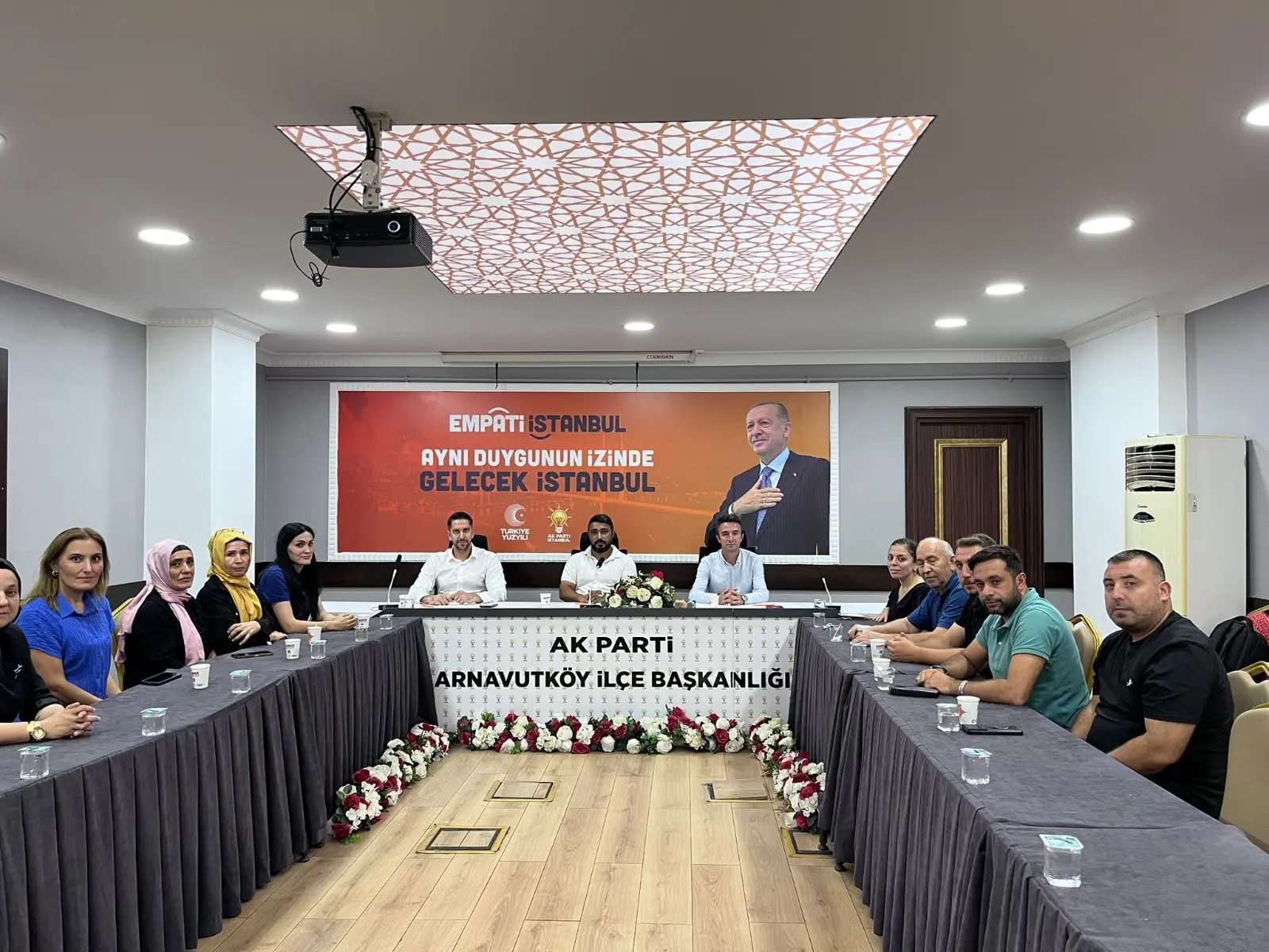 39 İlçemizde eş zamanlı komisyon toplantıları gerçekleştirildi