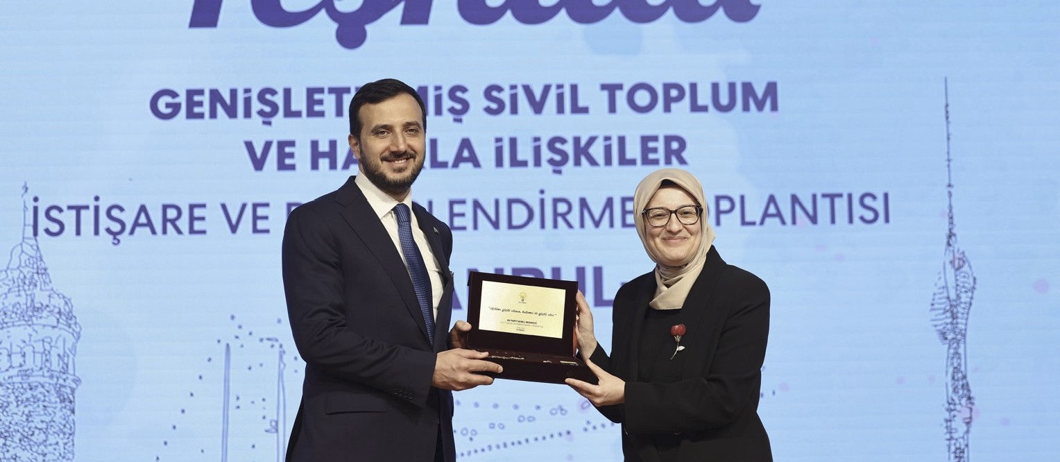 İstanbul’da “Bir Sofrada Teşkilat” buluşması gerçekleştirildi