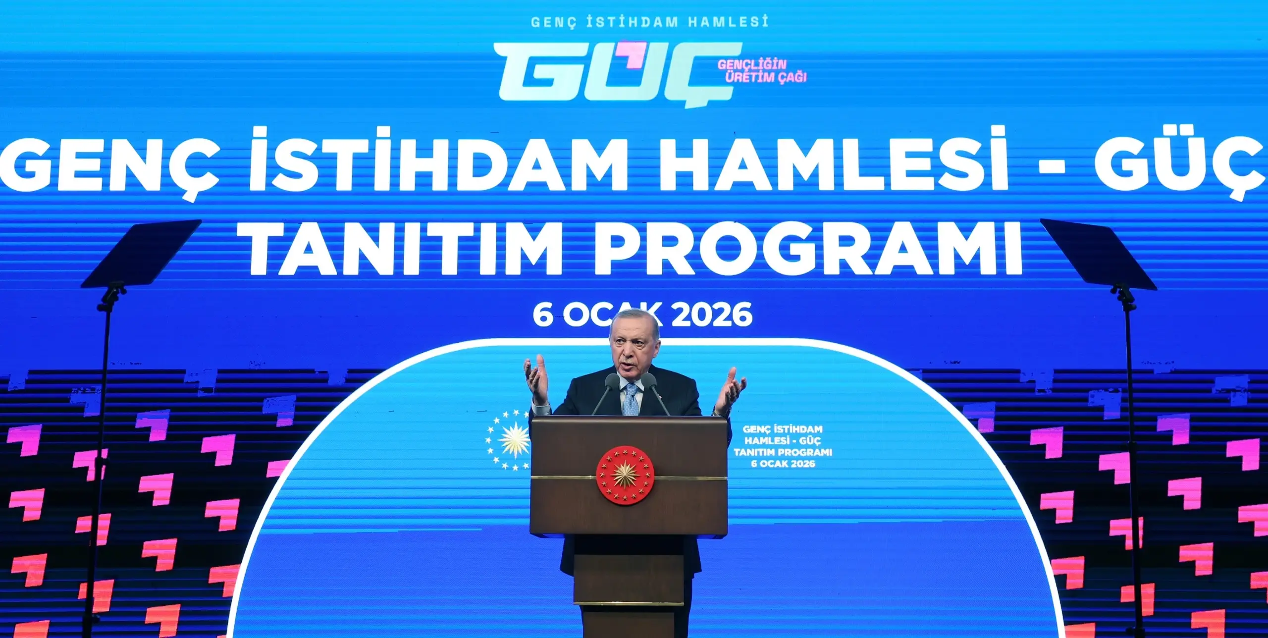 “Gençlerimize iş ve eğitim hayatlarında en iyi imkânları sunmaya devam edeceğiz”