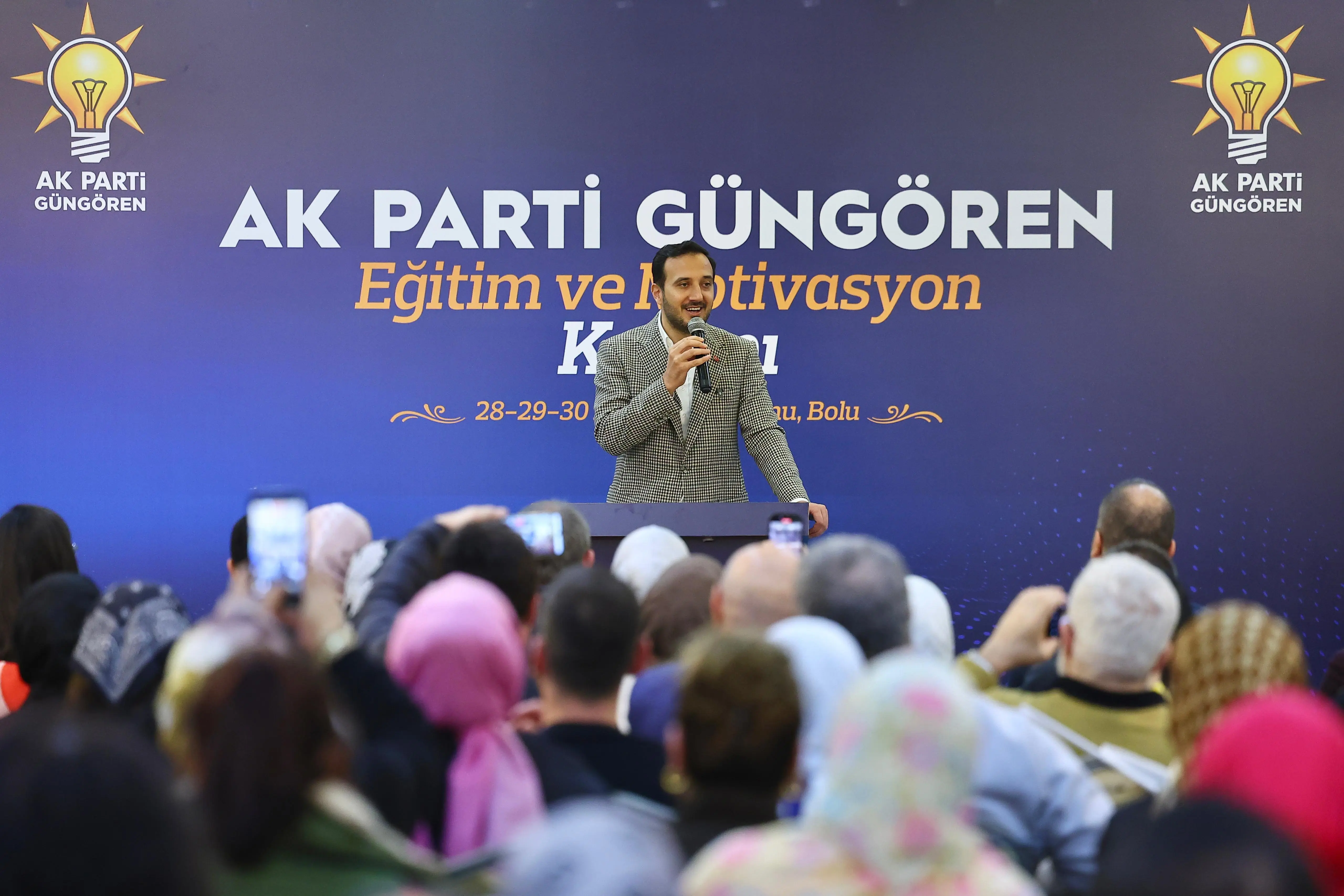 Güngören teşkilatımızdan eğitim ve motivasyon kampı