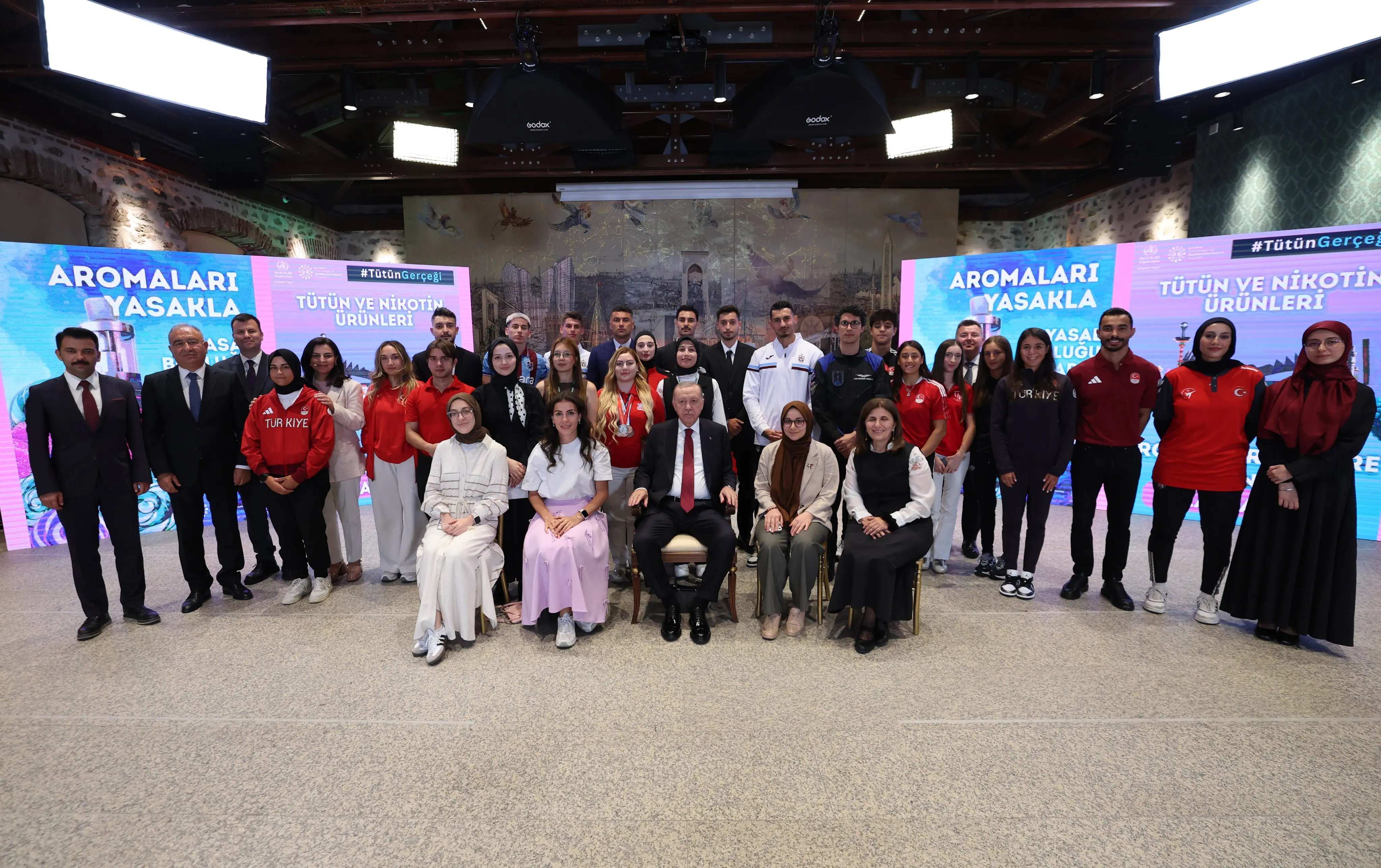 “Güçlü millet olmanın ilk şartlarından biri sağlıklı bir toplum yapısına sahip olmaktır"
