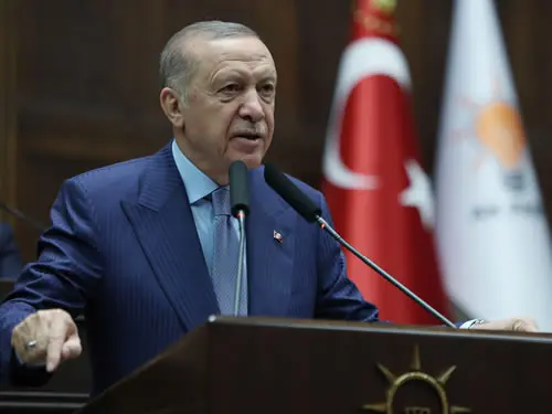 Cumhurbaşkanımız ve Genel Başkanımız Recep Tayyip Erdoğan, "Önce Terörsüz Türkiye ardından Terörsüz Bölge hedefimize ulaşarak şehitlerimizin ruhlarını şad edecek, onların fedakarlıklarının boşa gitmediğini dost düşman herkese göstereceğiz." dedi.