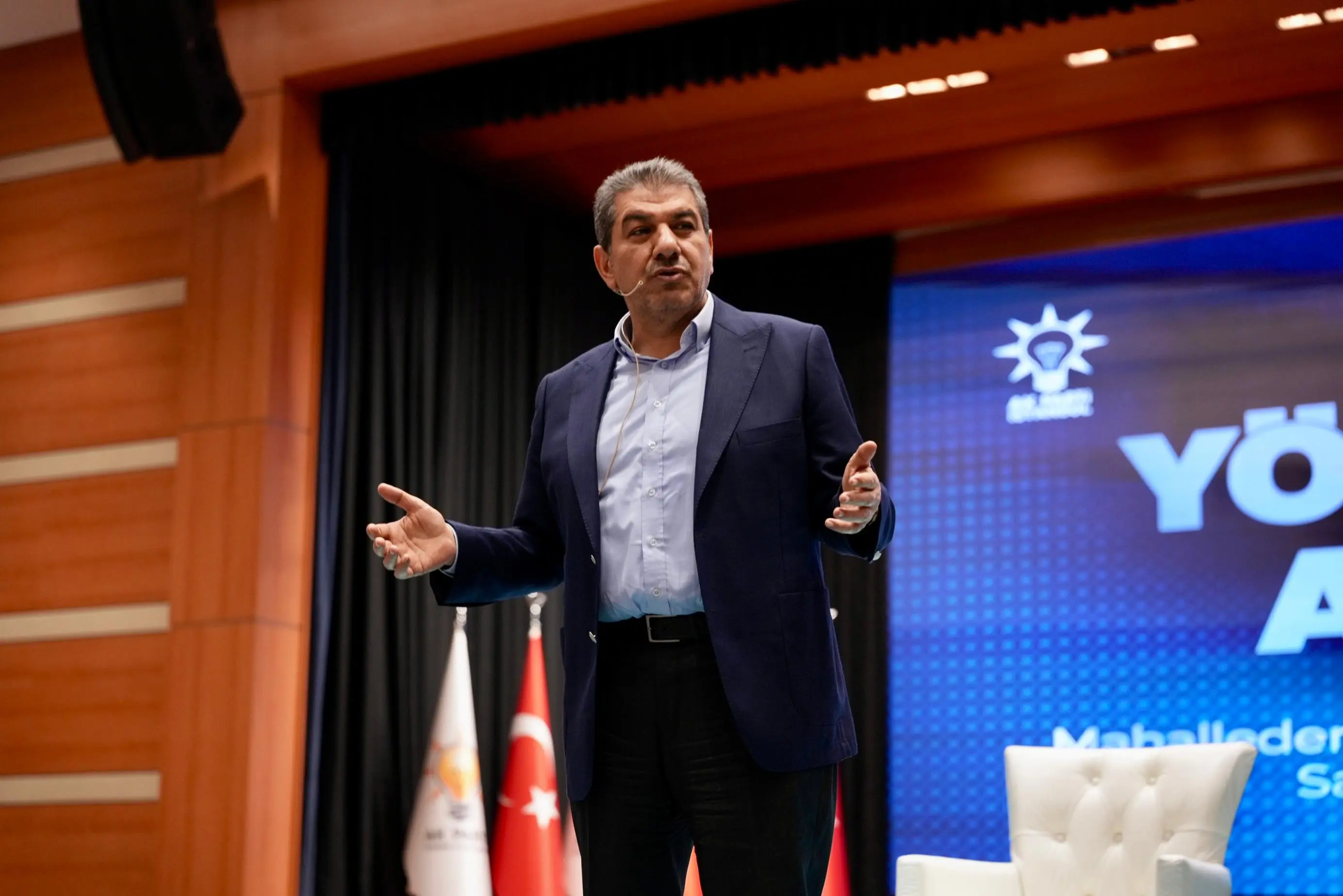 Yerel Yönetimler Atölyesi’nde sahanın tecrübesi gençlerle buluştu