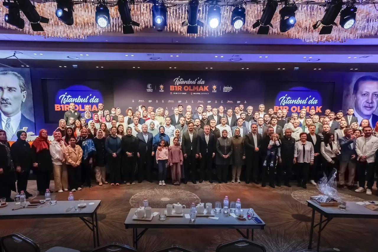 Sayın Cumhurbaşkanımızdan İstanbul teşkilatımıza tebrik mesajı
