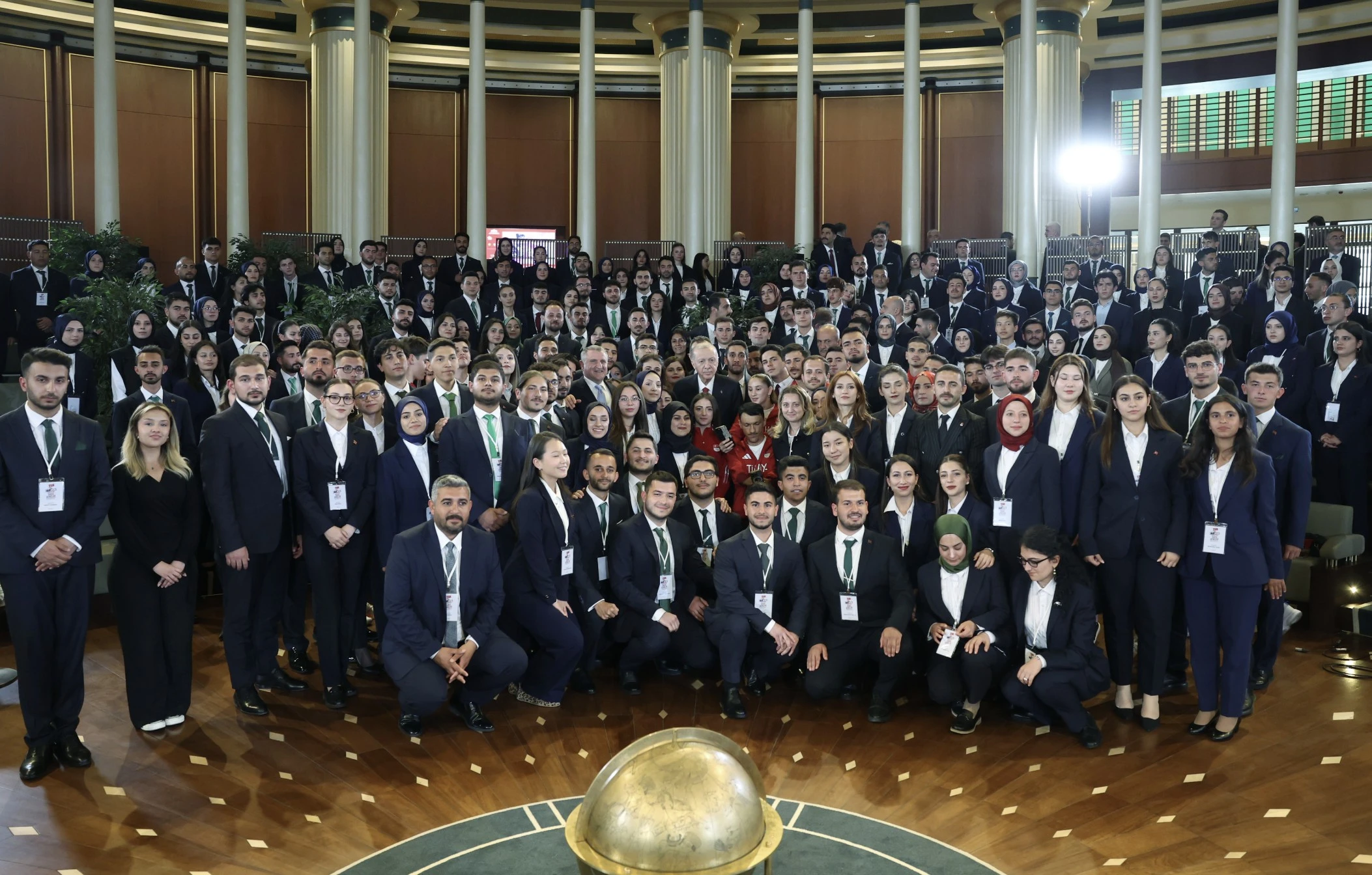 “En büyük eserimiz olarak sizlere güvenliğin, refahın olduğu bir Türkiye'yi emanet edeceğiz”
