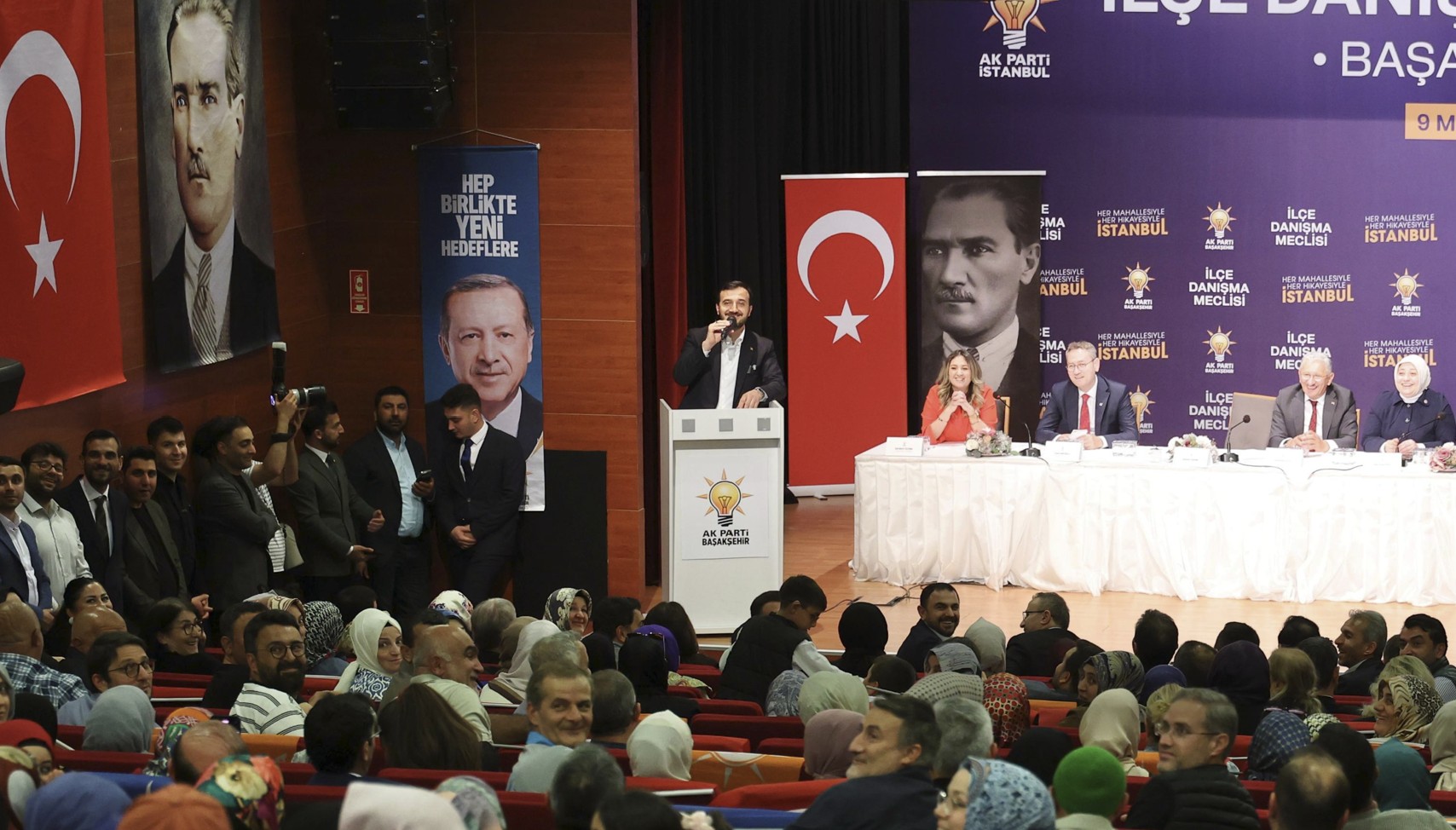 Başakşehir’de teşkilat coşkusu zirve yaptı